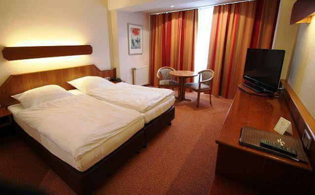 Vivotel Sonderfeld 3* Grevenbroich